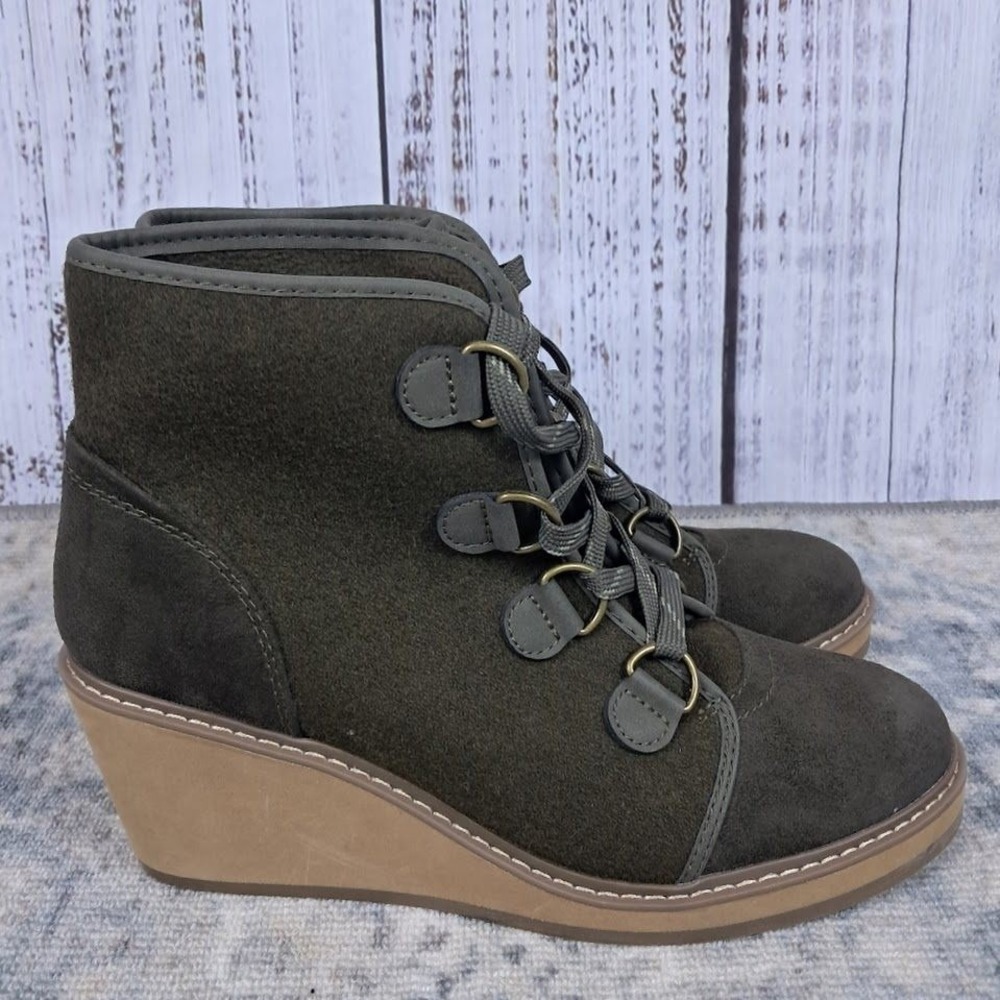 MERONA Womens 10 Wool Lorelle Wedge Hiker Booties Green Lace Up Fleece Lined